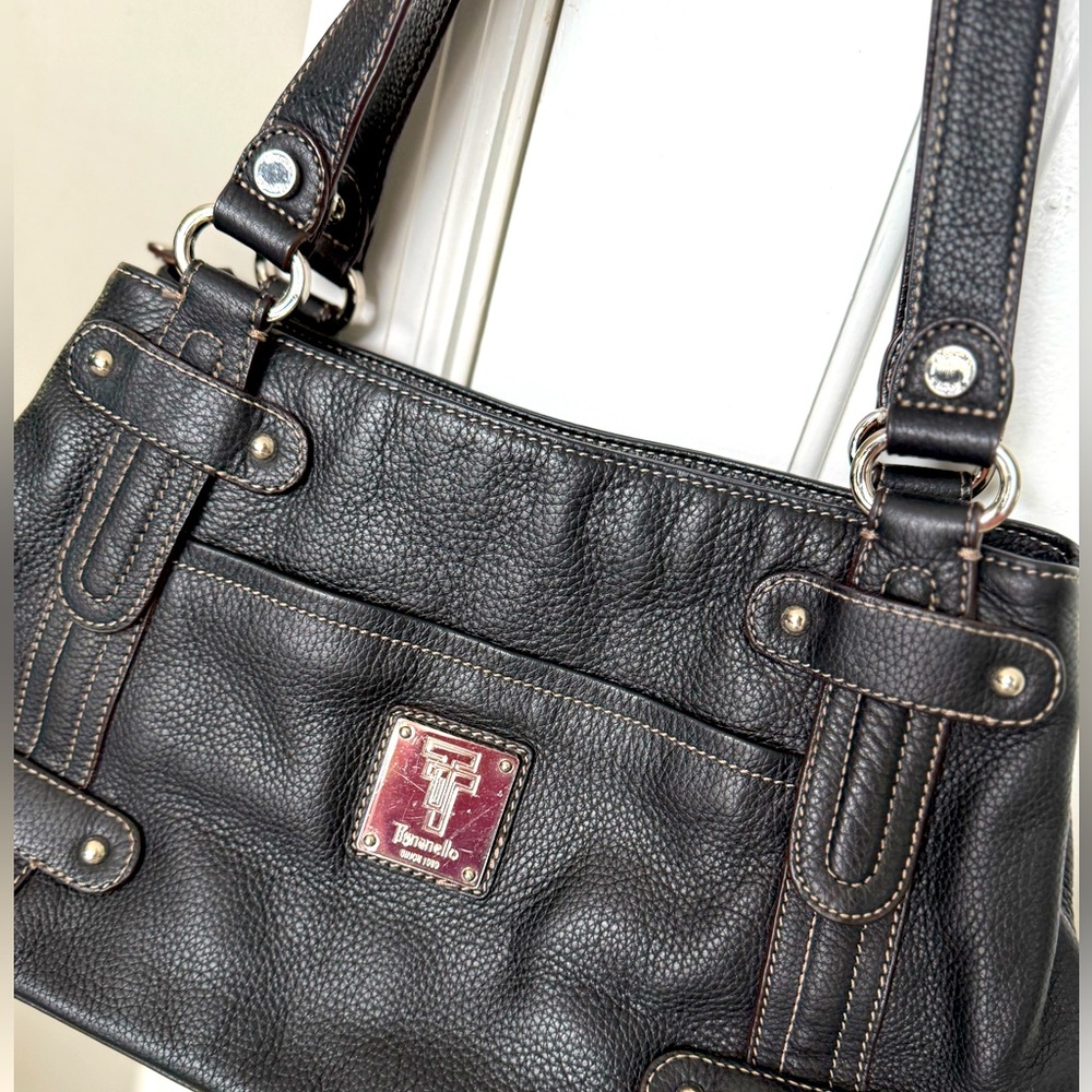 Tignanello purse. Gently used. Great condition.